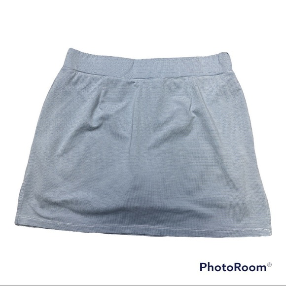 𝅺izod White\Blue Strip Golf Skort Sz M - Picture 2 of 5